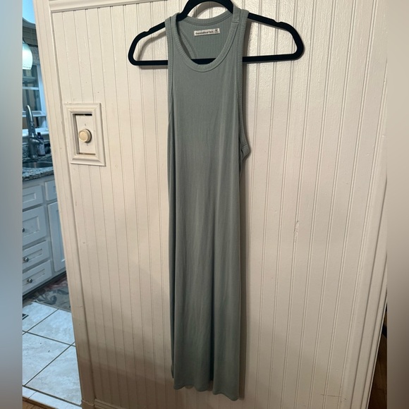 Abercrombie and Fitch Racerback Sage Green Medium Petite Midi dress w/ slits - Picture 1 of 5